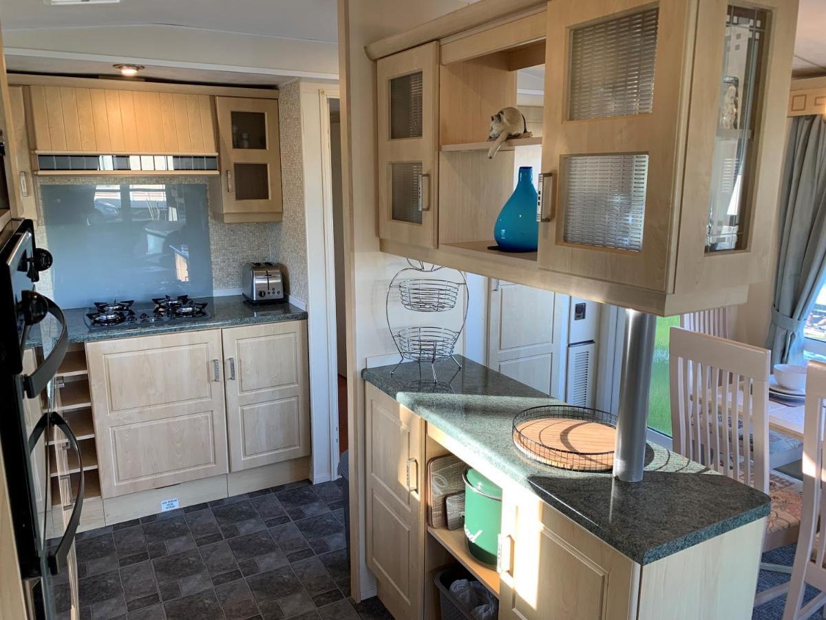 Lovely Static Holiday Caravan Near Whithorn Bagian luar foto