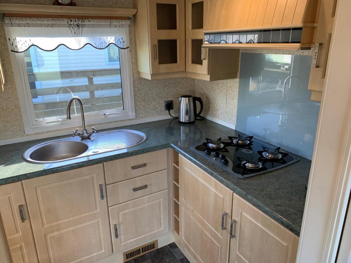 Lovely Static Holiday Caravan Near Whithorn Bagian luar foto