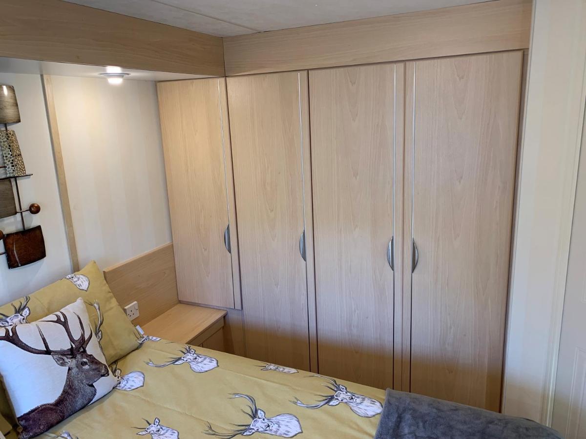 Lovely Static Holiday Caravan Near Whithorn Bagian luar foto