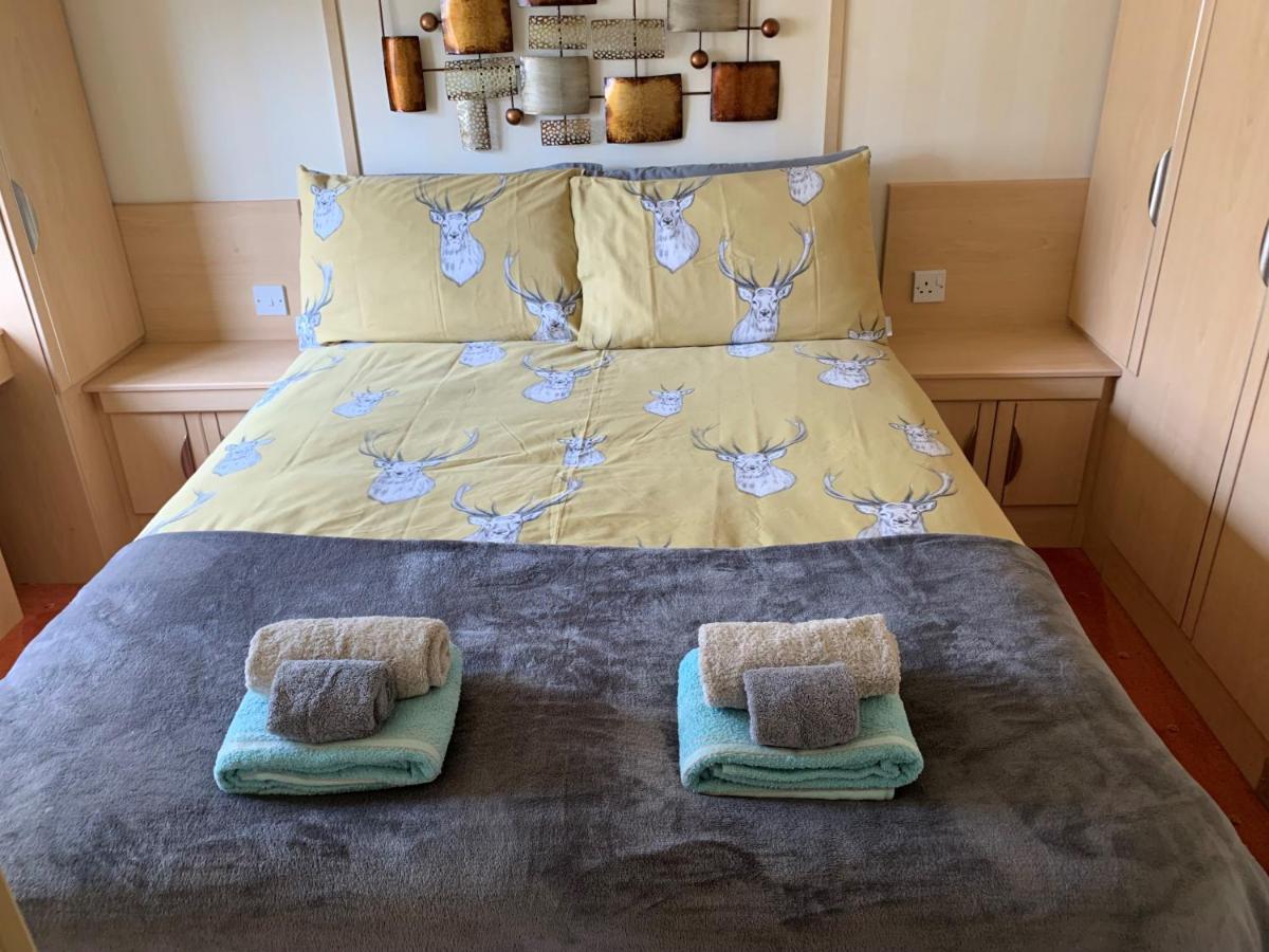 Lovely Static Holiday Caravan Near Whithorn Bagian luar foto