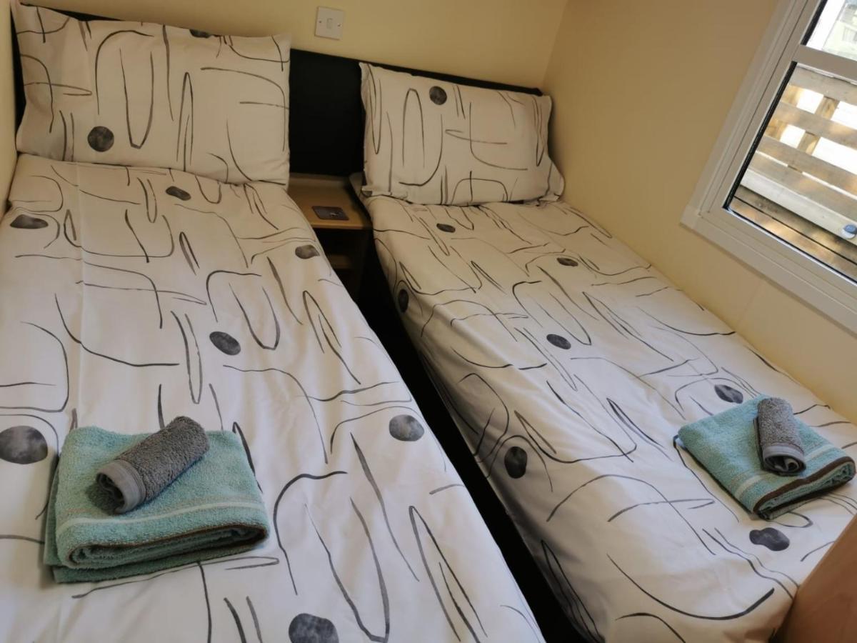 Lovely Static Holiday Caravan Near Whithorn Bagian luar foto